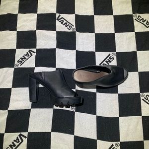 Nine West Platform Mule